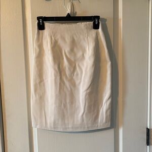 Elegant White Pencil Skirt